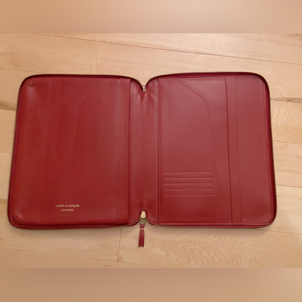 comme des garcons red leather folio